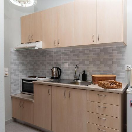 Stratos By Mroom Apartments Makrýgialos Eksteriør billede