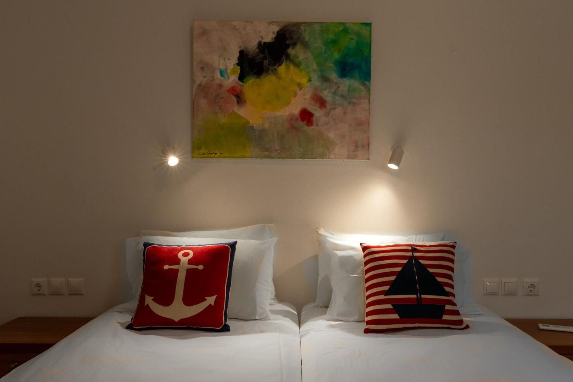 Stratos By Mroom Apartments Makrýgialos Eksteriør billede