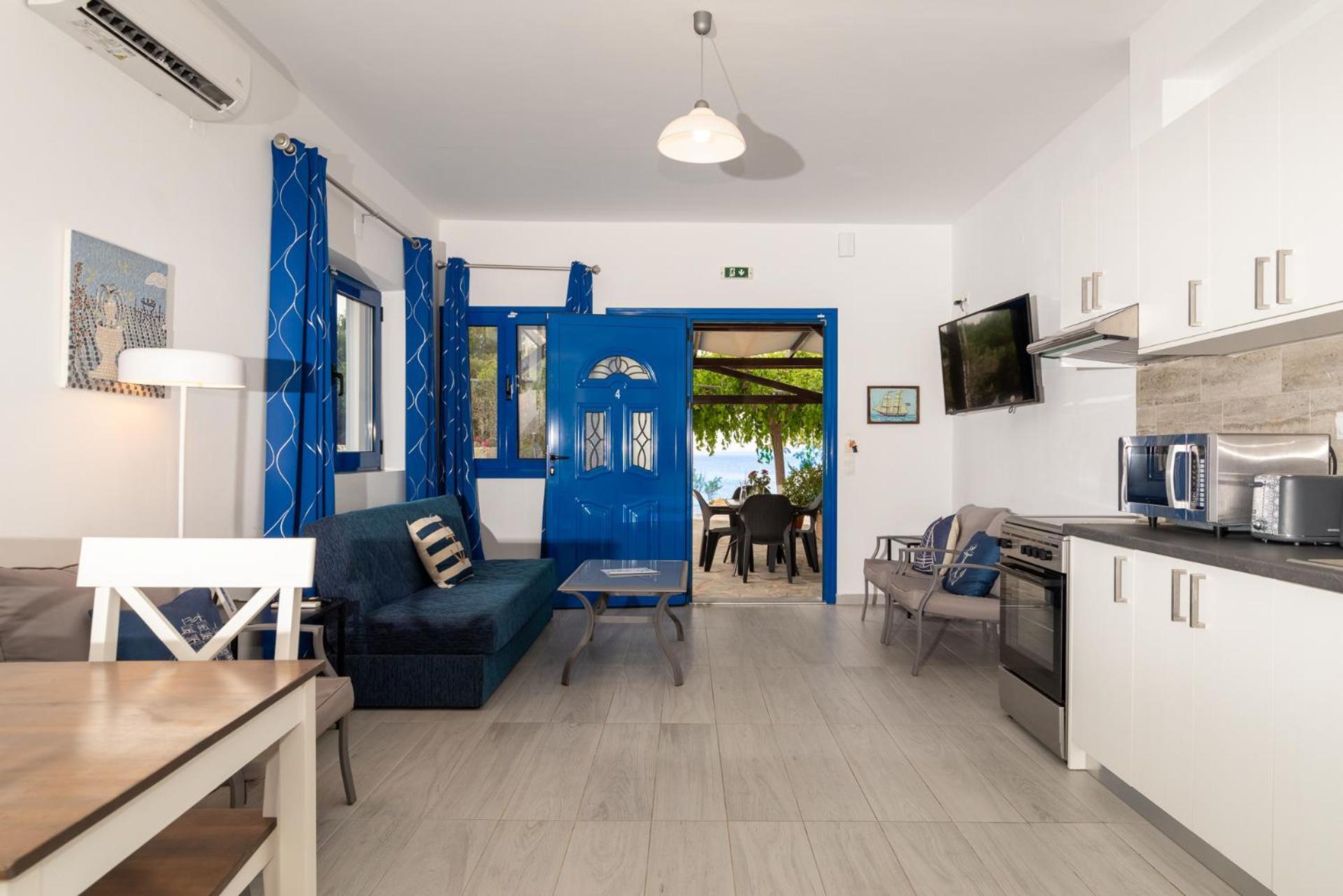 Stratos By Mroom Apartments Makrýgialos Eksteriør billede