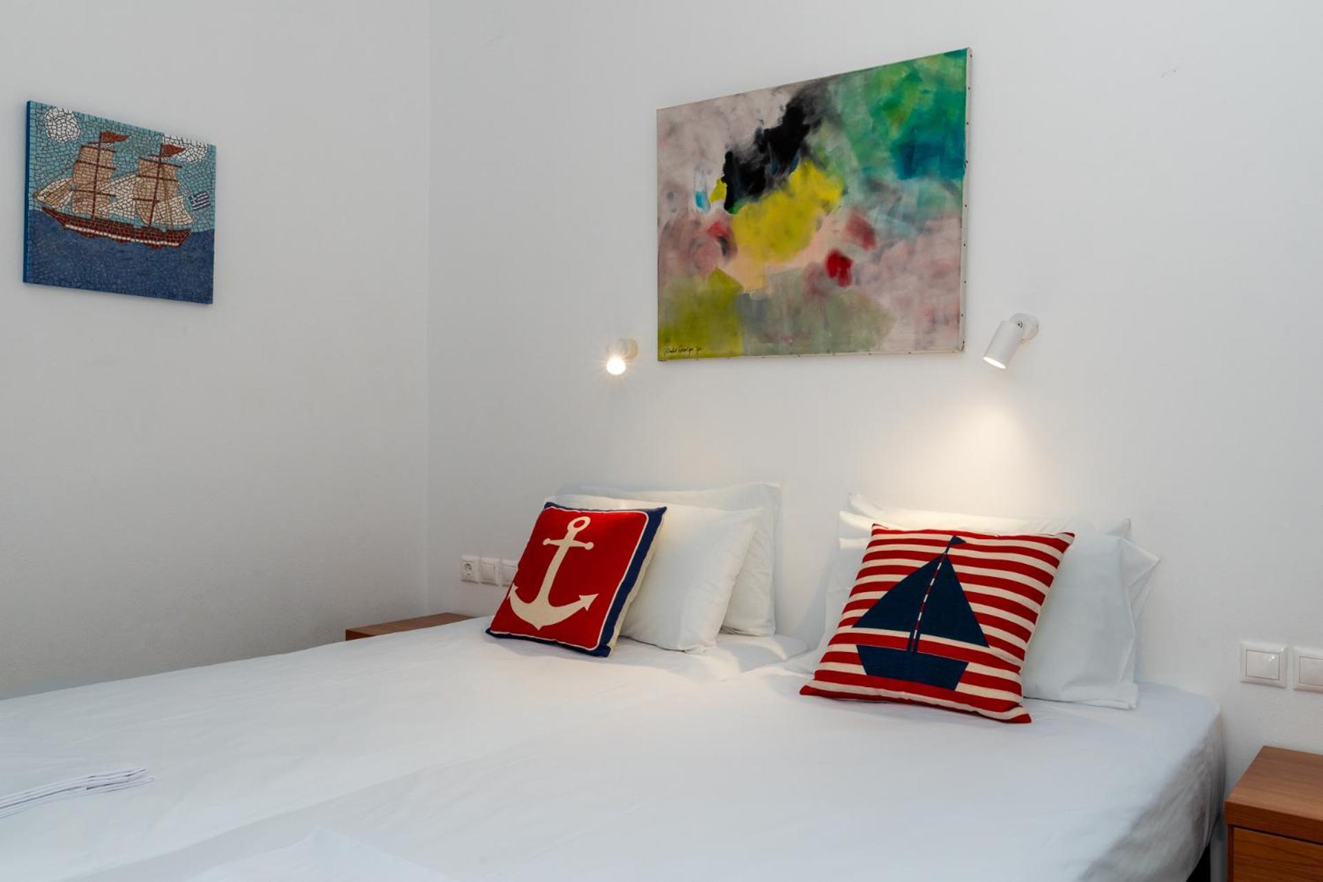 Stratos By Mroom Apartments Makrýgialos Eksteriør billede